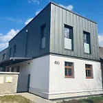 400 * Velka Lomnica