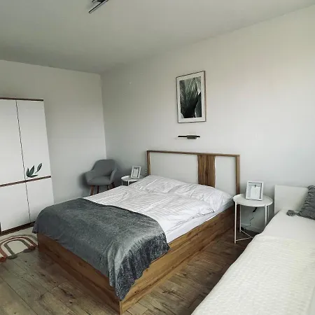 400 Apartment *